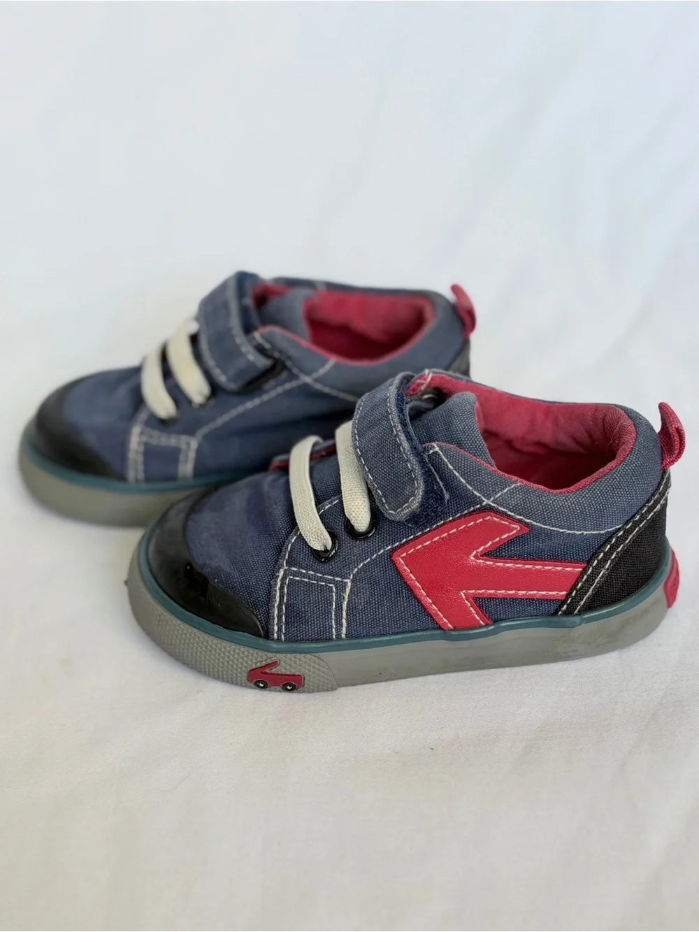 See Kai Run Navy Sneakers with Red Accent and Cream Straps